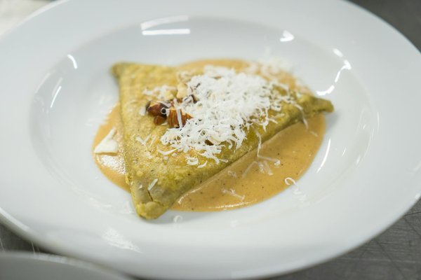 Convierte tu pequeño apartamento en un taller de costura estiloso: guía para diseñar un espacio funcional y atractivo